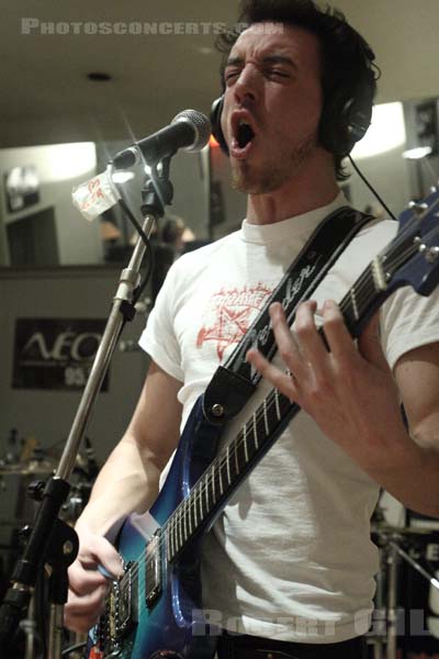 ED-AKE - 2007-03-06 - PARIS - Studios Plus XXX - 